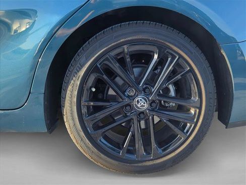 Used 2025 Toyota Camry SE FWD image 7