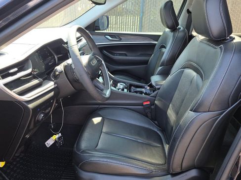 Used 2022 Jeep Grand Cherokee Limited 4xe AWD/4WD image 7