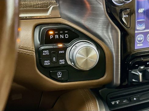 Used 2019 RAM 1500 Laramie Longhorn AWD/4WD image 19