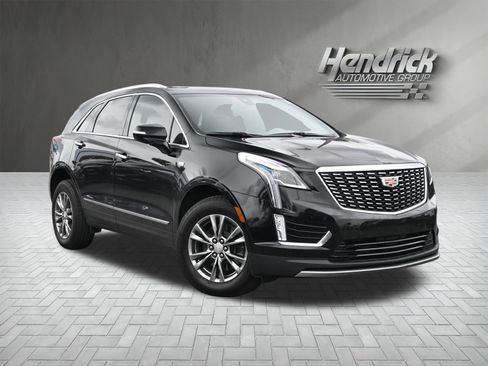 Used 2023 Cadillac XT5 Premium Luxury AWD/4WD image 2