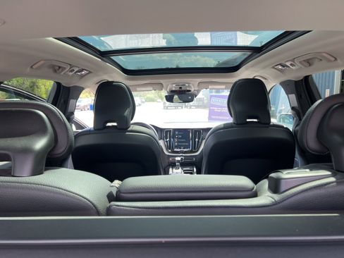 Used 2019 Volvo XC60 T5 Inscription w/ Protection Package Premier AWD/4WD image 26