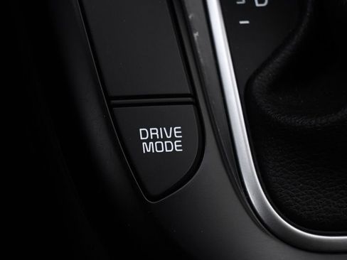 Used 2025 Kia Soul LX w/ LX Technology Package image 31