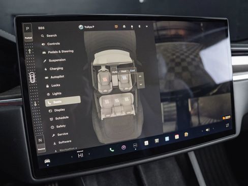 Used 2021 Tesla Model S Plaid image 63