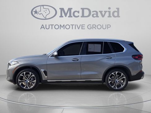 Used 2025 BMW X5 xDrive40i w/ Premium Package AWD/4WD image 2