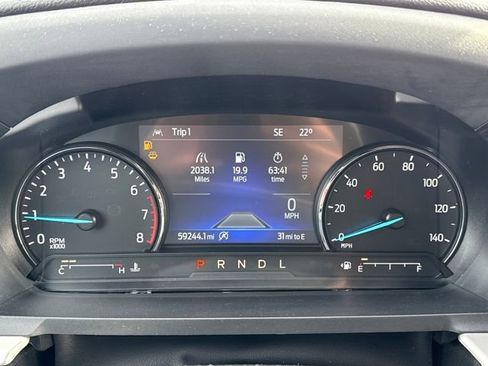 Used 2021 Ford Explorer XLT w/ Equipment Group 202A image 26