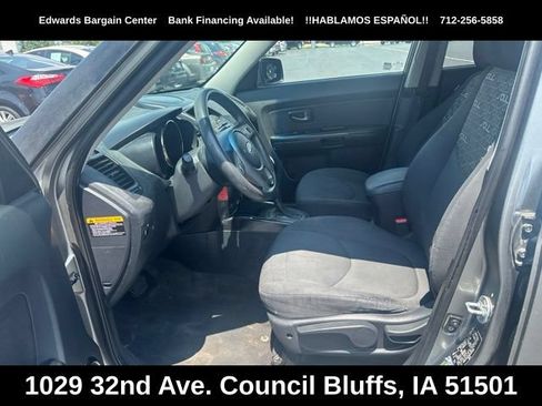 Used 2011 Kia Soul + FWD image 12