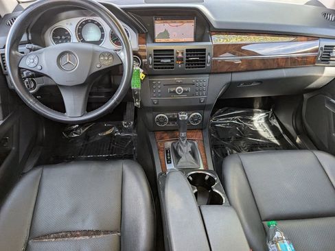Used 2011 Mercedes-Benz GLK 350 4MATIC image 24