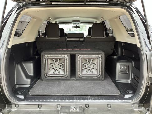 Used 2016 Toyota 4Runner SR5 image 26