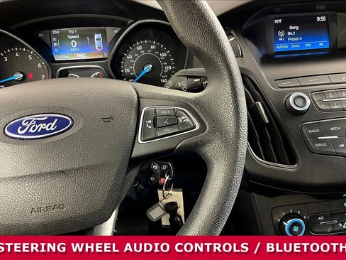 Used 2018 Ford Focus SE image 12