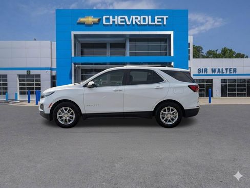 Used 2024 Chevrolet Equinox LT image 2