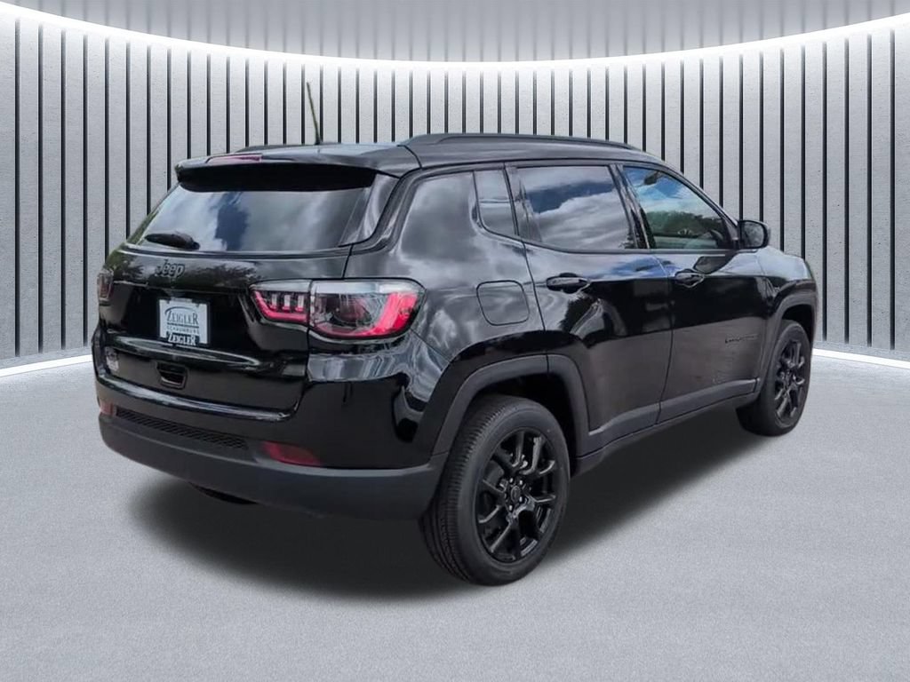 New 2026 Jeep Compass Latitude AWD/4WD image 6