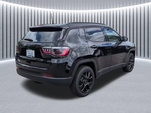 New 2026 Jeep Compass Latitude AWD/4WD image 6