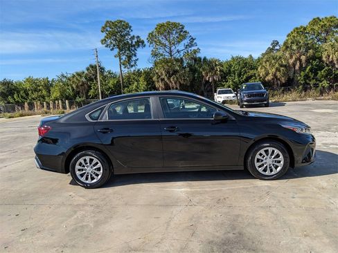 Certified 2024 Kia Forte LX image 10