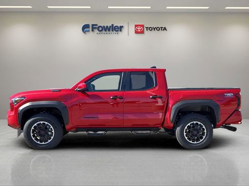 New 2026 Toyota Tacoma TRD Off-Road AWD/4WD image 4