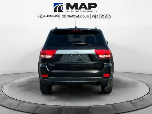 Used 2013 Jeep Grand Cherokee Laredo w/ Laredo E Group image 4