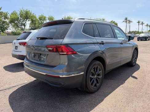 Used 2023 Volkswagen Tiguan SE FWD image 4