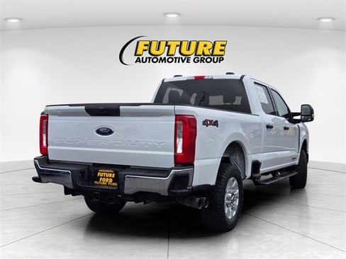 Certified 2024 Ford F250 XLT image 4