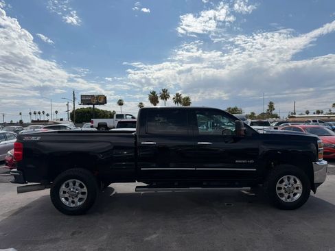 Used 2015 Chevrolet Silverado 2500 LT w/ LT Convenience Package AWD/4WD image 13