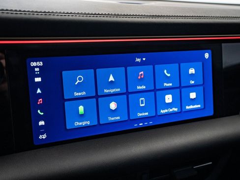 Certified 2024 Porsche Macan 4 Electric image 34