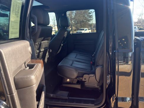 Used 2016 Ford F250 Platinum w/ FX4 Off-Road Package image 9