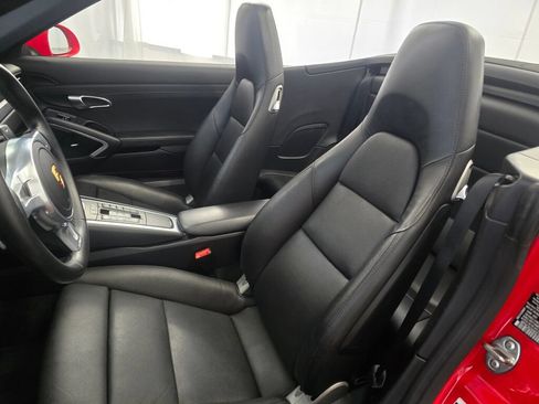 Certified 2015 Porsche 911 Carrera S RWD image 5