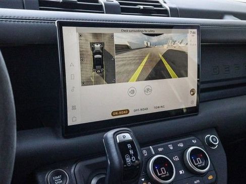 Certified 2024 Land Rover Defender 110 V8 image 24