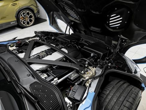 Used 2022 Aston Martin DBS Superleggera RWD image 36