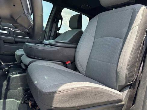 Used 2024 RAM 3500 Big Horn image 16