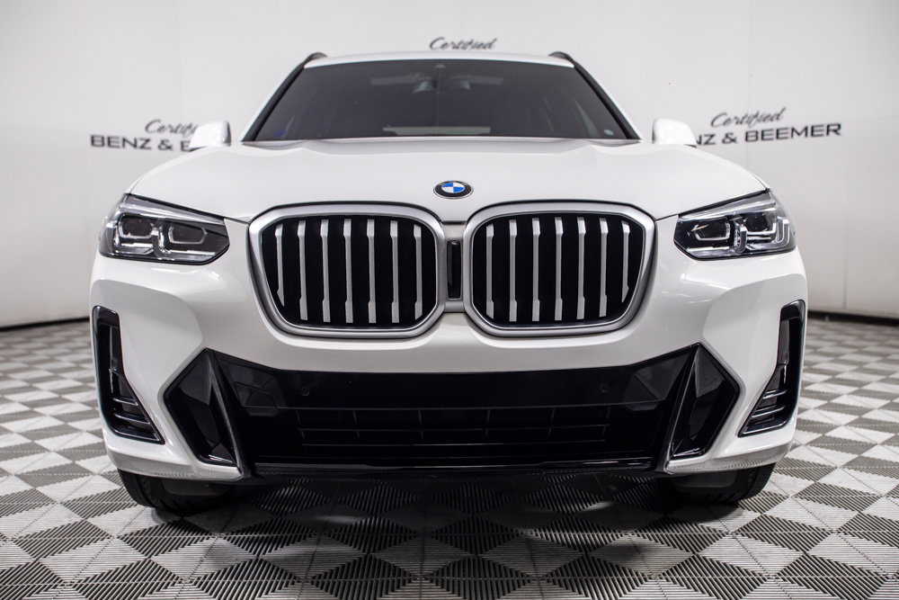 Used 2024 BMW X3 sDrive30i w/ M Sport Package RWD image 3