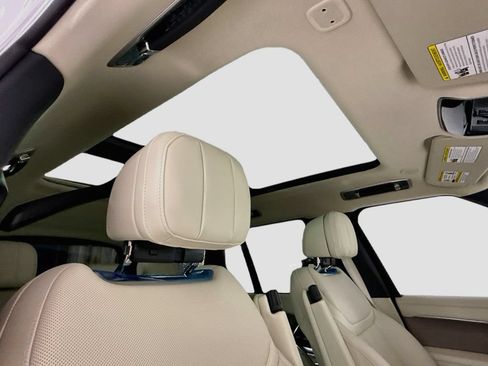 New 2026 Land Rover Range Rover SE AWD/4WD image 20