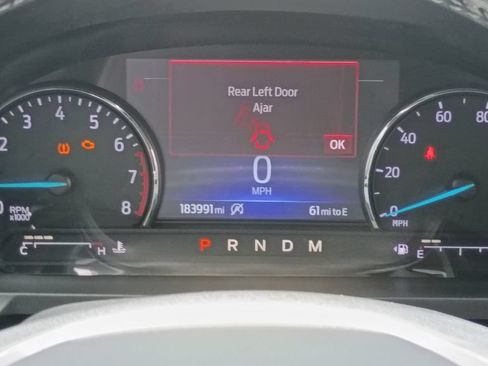 Used 2020 Ford Explorer XLT RWD image 28
