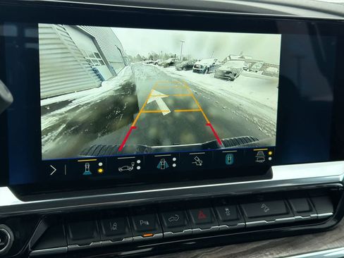 Used 2024 Chevrolet Silverado 2500 LTZ w/ LTZ Plus Package image 32