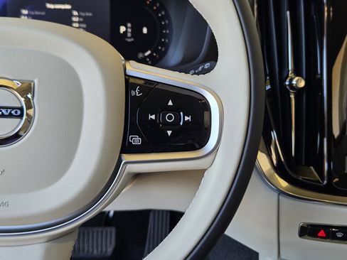 New 2026 Volvo V60 B5 Cross Country Plus w/ Climate Package image 30