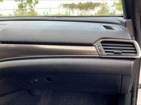 Used 2019 Honda Accord Sport image 17