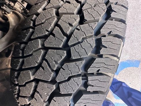 Used 2021 GMC Sierra 1500 SLT image 5