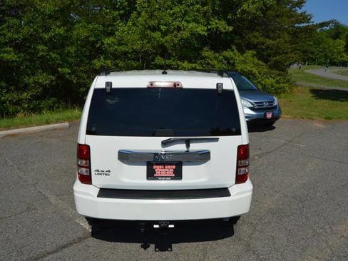 Used 2009 Jeep Liberty Limited w/ Premium Group AWD/4WD image 10