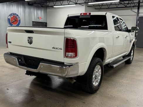 Used 2018 RAM 3500 Laramie w/ Snow Chief Group AWD/4WD image 14
