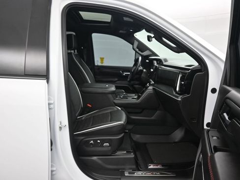 Used 2025 GMC Sierra 2500 AT4X AWD/4WD image 55