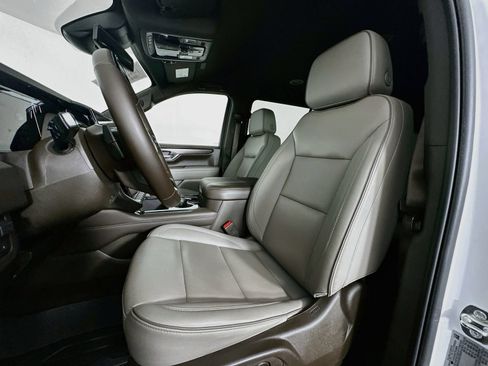 Used 2026 GMC Yukon XL Elevation AWD/4WD image 23