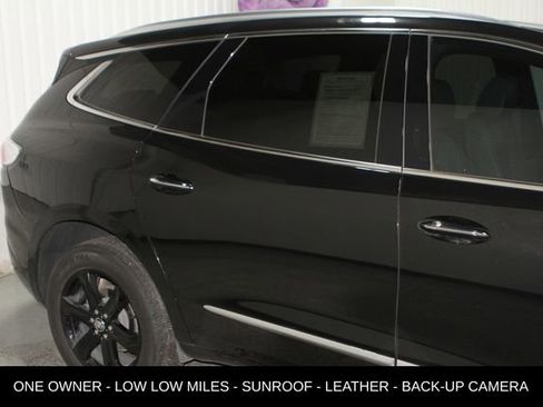 Used 2023 Buick Enclave Essence w/ Experience Buick Package AWD/4WD image 4