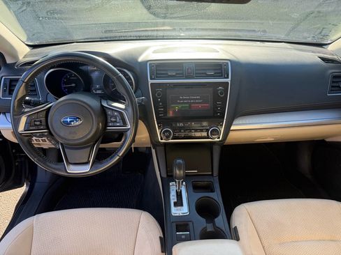 Used 2018 Subaru Outback 2.5i Premium image 8