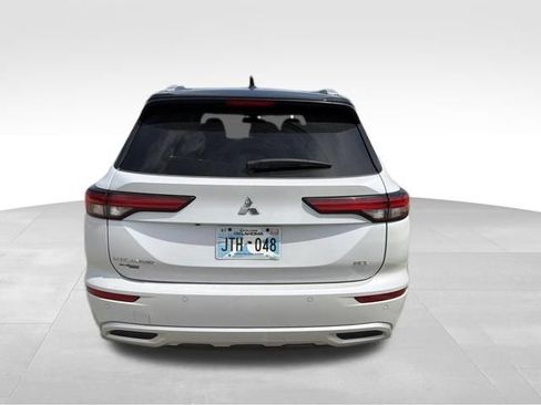 Used 2024 Mitsubishi Outlander SEL FWD image 4