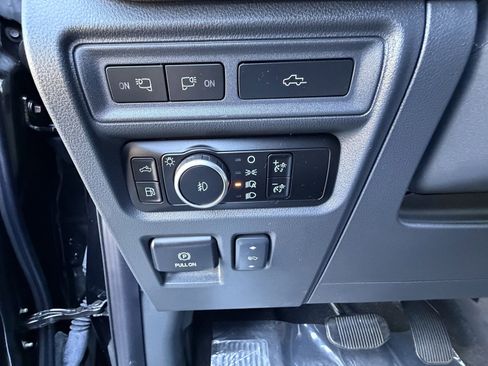 Used 2024 Ford F150 Lariat w/ Equipment Group 502A High AWD/4WD image 15