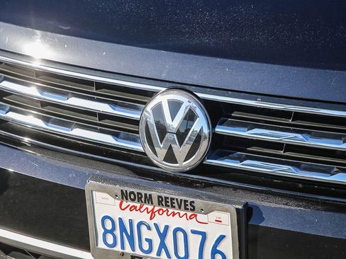 Used 2019 Volkswagen Tiguan S w/ Driver Assistance Package FWD image 6