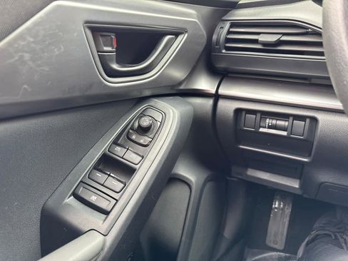 Used 2024 Subaru Impreza 2.0i image 21