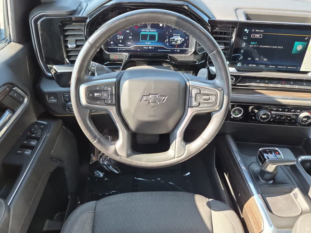 Used 2023 Chevrolet Silverado 1500 LT Trail Boss w/ Protection Package AWD/4WD image 8