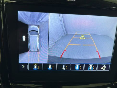 Used 2020 Chevrolet Traverse Premier image 15