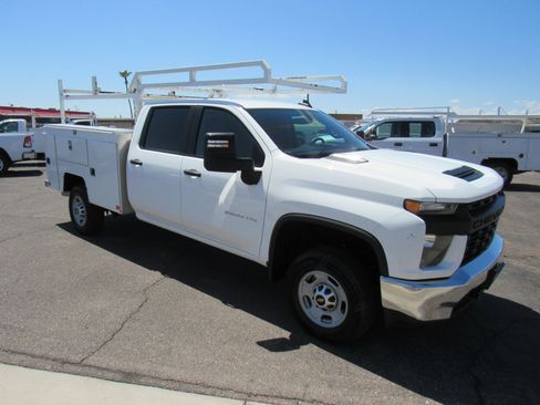 Used 2022 Chevrolet Silverado 3500 W/T w/ WT Convenience Package AWD/4WD image 4