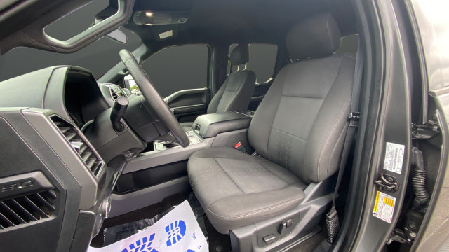 Used 2019 Ford F150 XLT w/ Equipment Group 302A Luxury AWD/4WD image 9