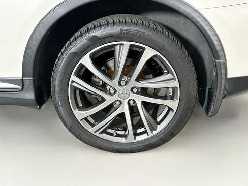 Used 2017 INFINITI QX50 AWD w/ Technology Package image 11